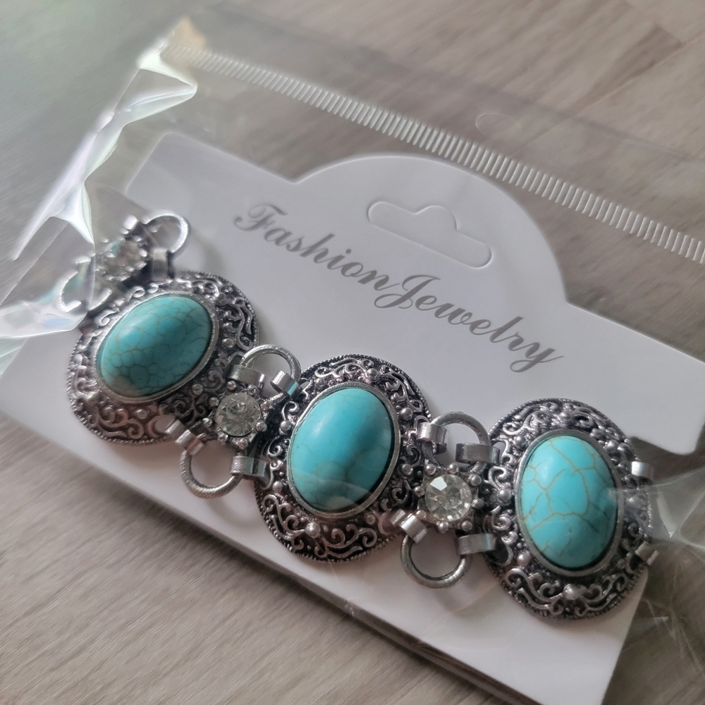 Western Style Faux Turquoise Bracelet